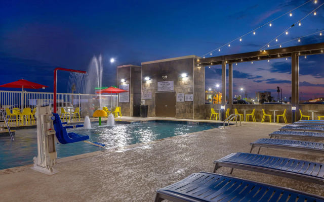 Home2 Suites Galveston, Tx