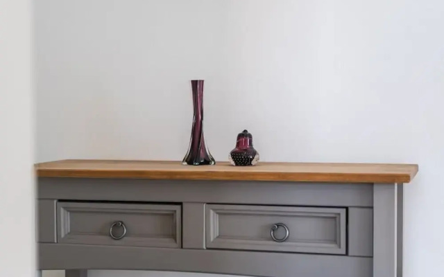 Urban Scene - Free Parking