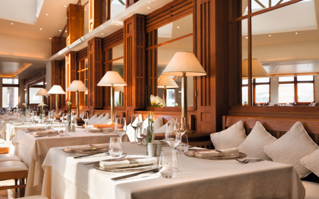 Курорт Sani Resort