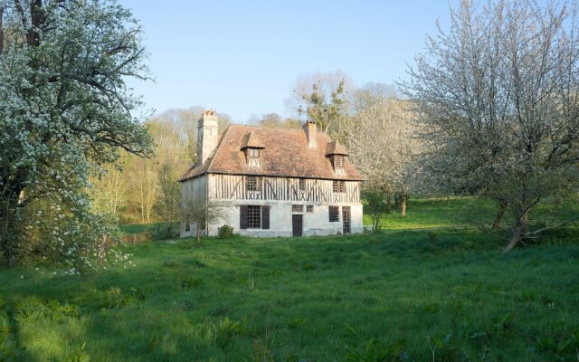 Mansion With 3 Bedrooms in Dives-sur-mer, With Wonderful sea View, Furnished Garden and Wifi - 3 km From the Beach