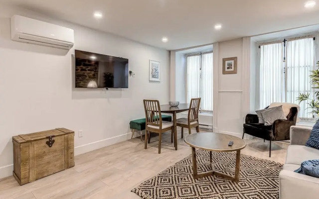 Elegant 1 Bedroom Suite