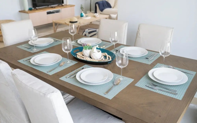Contemporary Living by The Sea 2BD New Listing