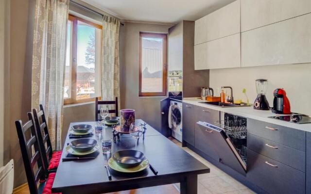 Gondola Flat Number 2