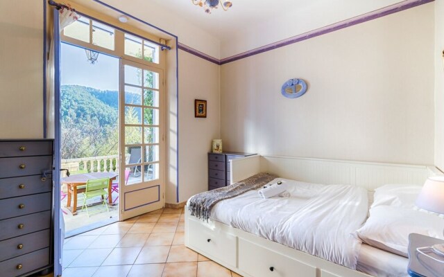 AC House With Garden and Terrace Calanques