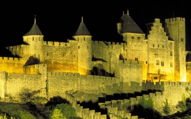 ibis Carcassonne Est La Cité