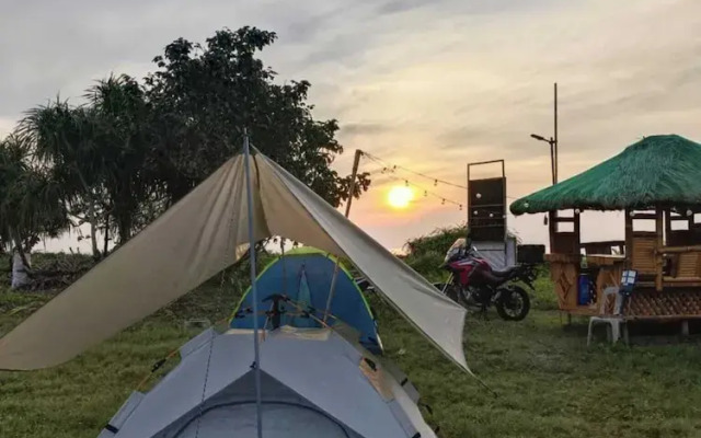 The Waves at Socorro Baler- Hotel A