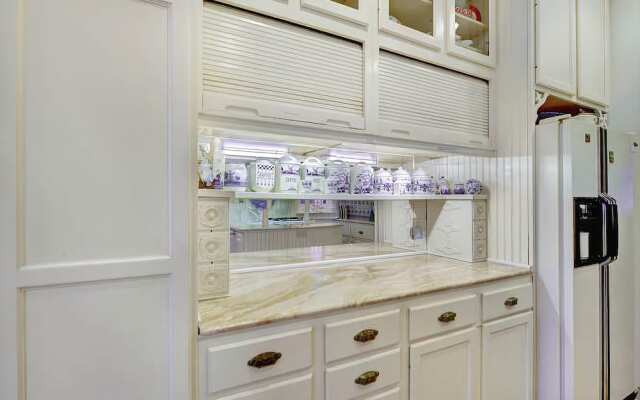 134 Southeast Townhome #1025 - 2 Br Townhouse