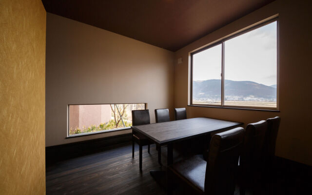 Yufuin Luxury Villa -zakuro-