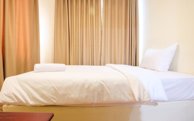Spacious Riverside Pluit Apartment
