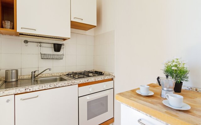 Le Palme Apt with Terrace and Sea View