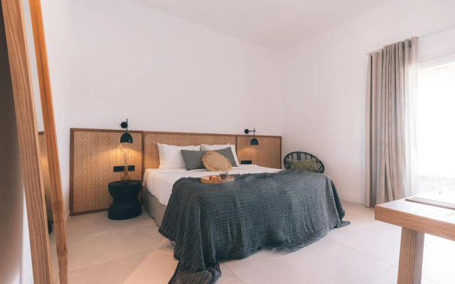 Adama Mykonos Boutique Hotel