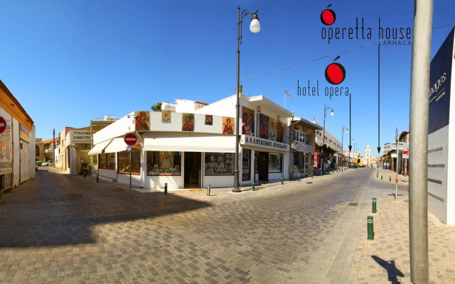Hotel Opera