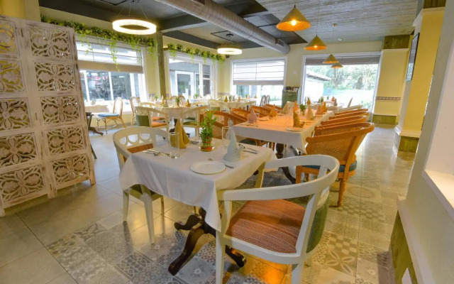 Infinitea Tea Garden Resort