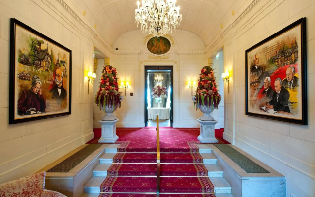 Villa Rothschild, an Autograph Collection Hotel