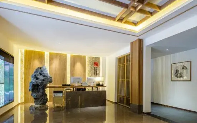 QIANNA HOTEL (Wanxianshan Qingshanju)