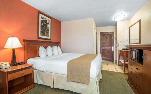 Quality Inn Winnemucca - Model T Casino
