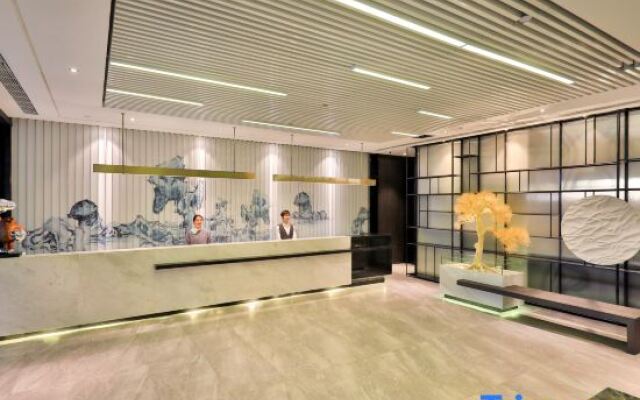 桔子酒店(苏州高铁北站采莲广场店)