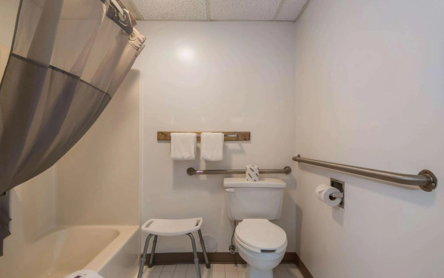 Motel 6 Attalla, AL