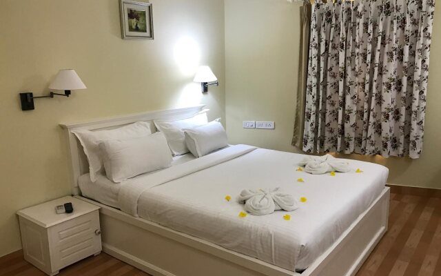 Daffodils Spice Court