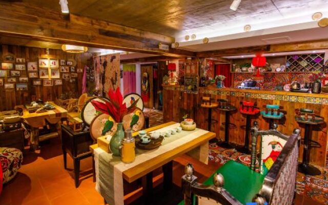 Huage Hostel