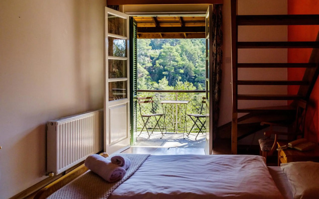 New Helvetia Hotel