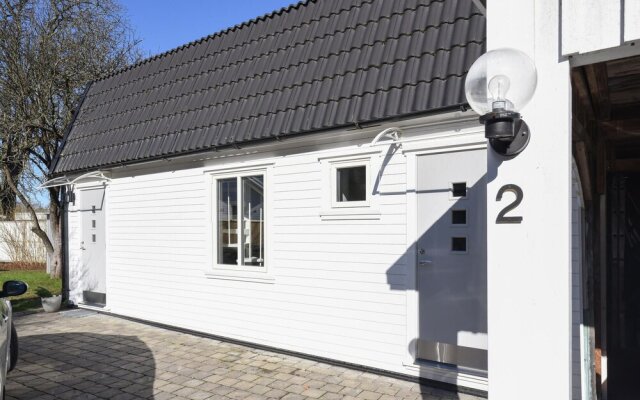 Awesome Home in Alingsås With 1 Bedrooms and Wifi