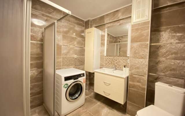 Lovely Flat With Central Location in Fatih