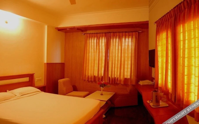 OYO 8646 Mahendra Hotel