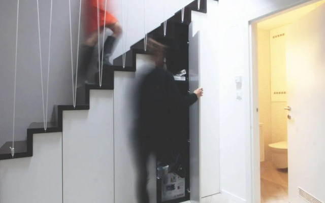 Hostel 63