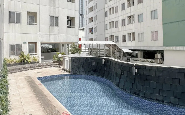 Modern Studio and Chic at Pavilion Permata Apartment