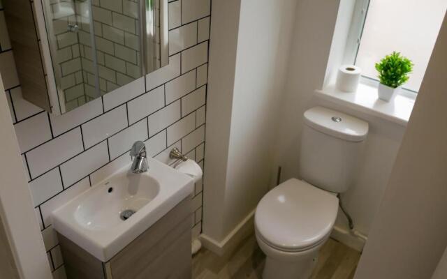 11D Castle Street Serviced Apartments