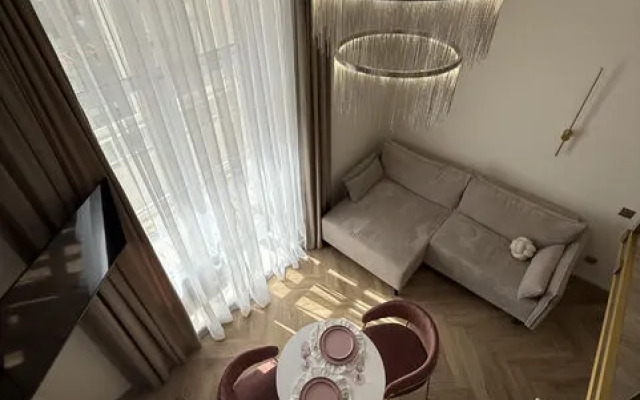 Краслофт на ул. Петра Подзолкова, д. 12