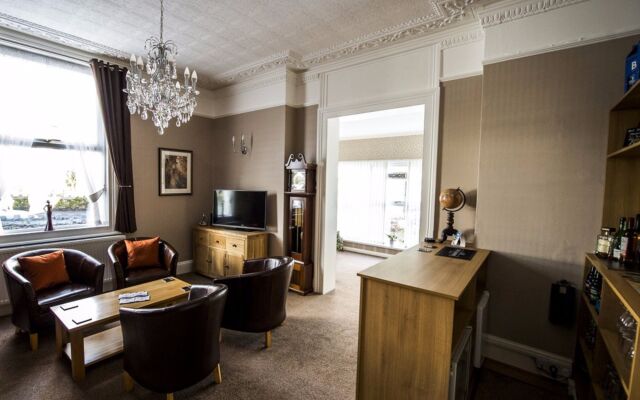 Elmdene Hotel