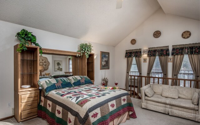 Ruidoso Three-bedroom