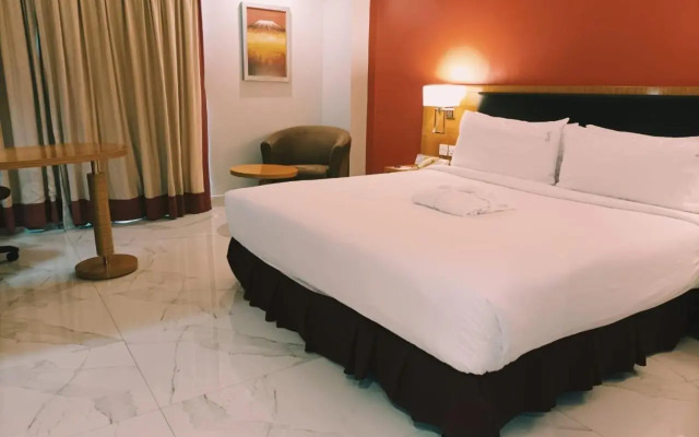 Holiday Inn Dar Es Salaam City Center by IHG