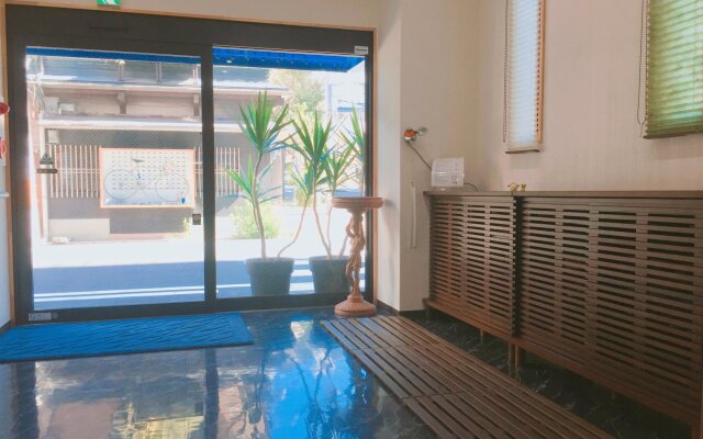 Guesthouse Gloire - Hostel
