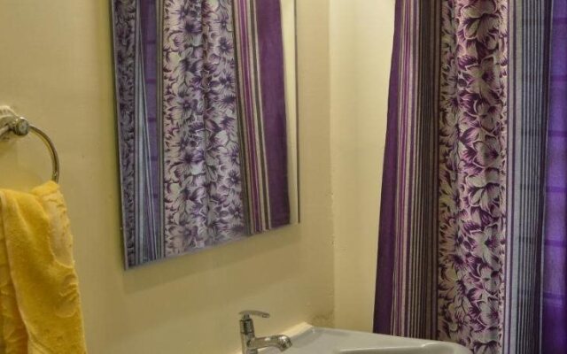 Ulo Rainbow Guest House