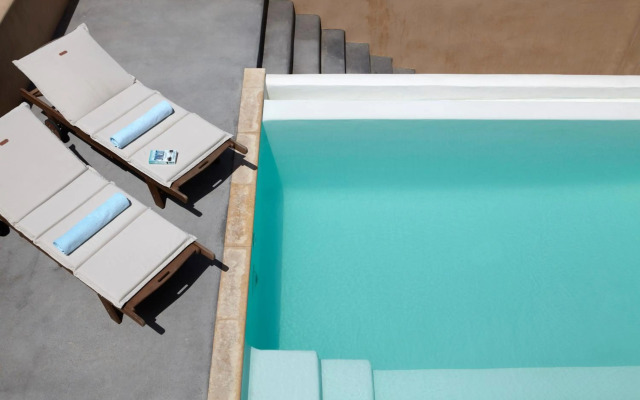 Voreina Gallery Suites