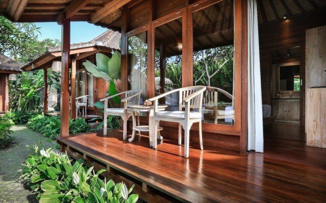 Yana Villas Kemenuh
