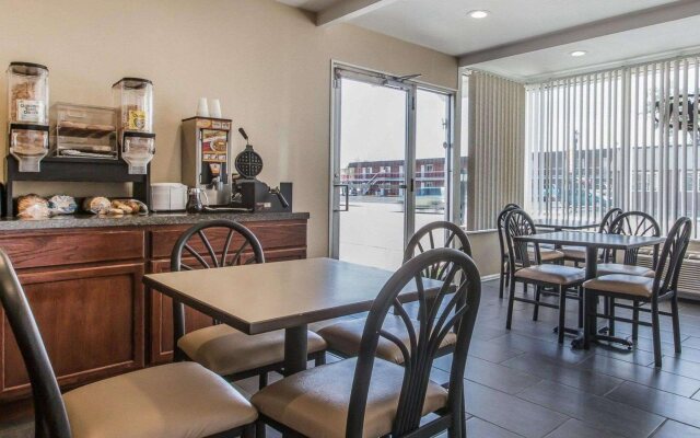 Rodeway Inn & Suites Sheridan