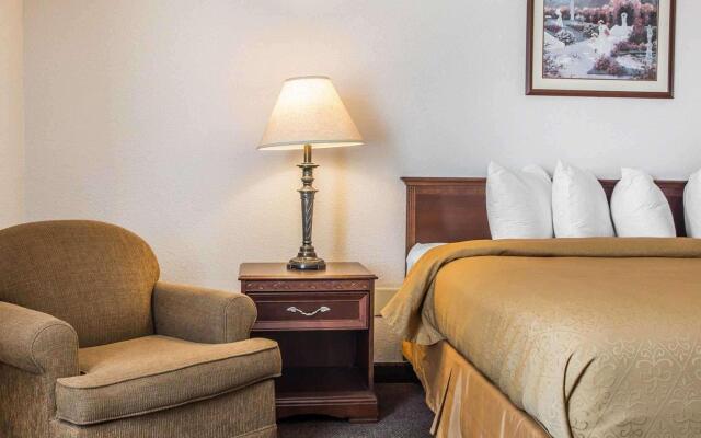 Quality Inn & Suites Middletown - Franklin