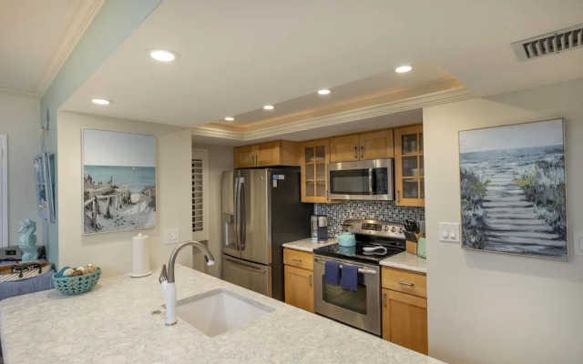 Land's End 4-306 Bay Front - Premier