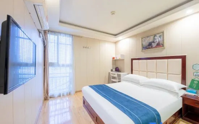99inn Selected Hotel (Chongqing Longtousi North Railway Station)