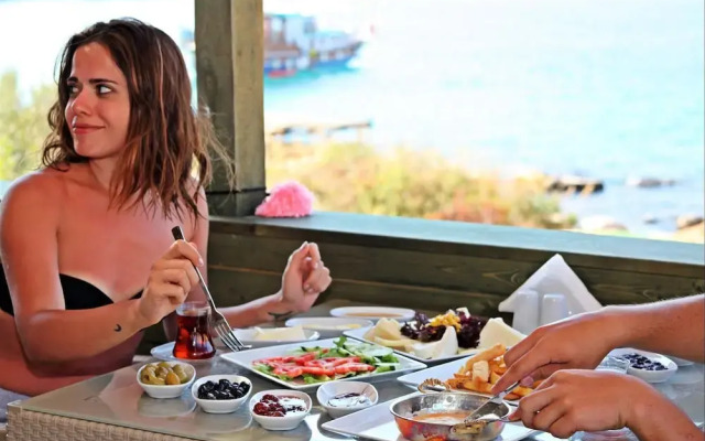 Kaş Hi̇story Li̇manağzi