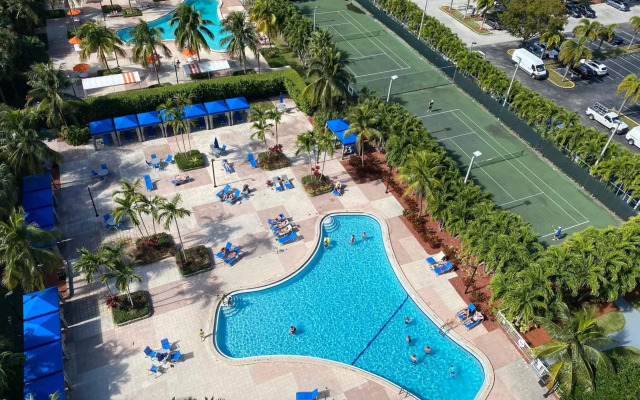 Ocean Reserve Apartment