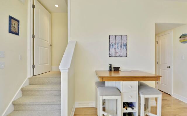 4513viewrempslnh - A View to Remember