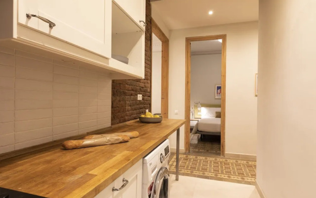 Aspasios Gracia Apartments