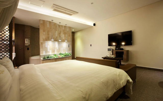 Polo Hotel
