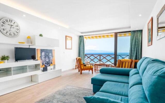 Neptuno ocean front suite