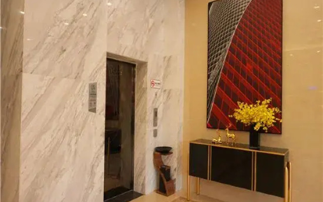 Borrman Hotel (Zhanjiang World Trade Center Railway Station)